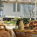 Otel Blomme's Place