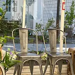 Otel Blomme's Place