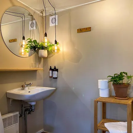 Отель Blomme's Place *