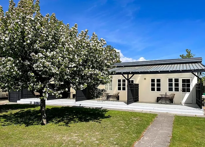 Blomme's Place Hotel Snogebæk
